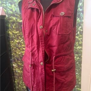 Women's Red Utility Vestp 35